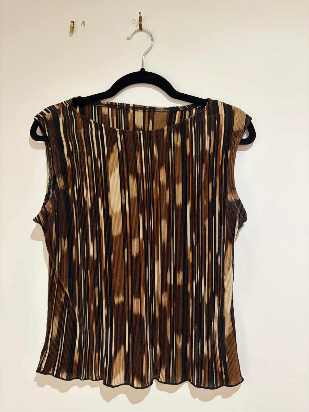 Vintage Sleeveless Pleated Stripe Top in Brown and Cream